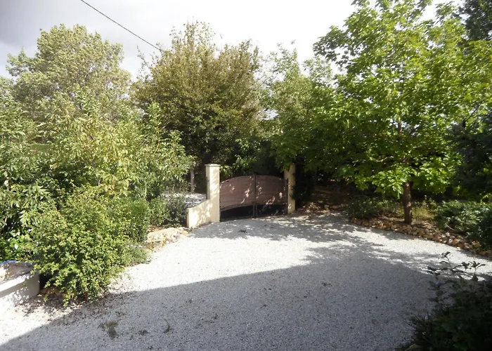 Maison Dans Un Ecrin De Verdure * Sorèze